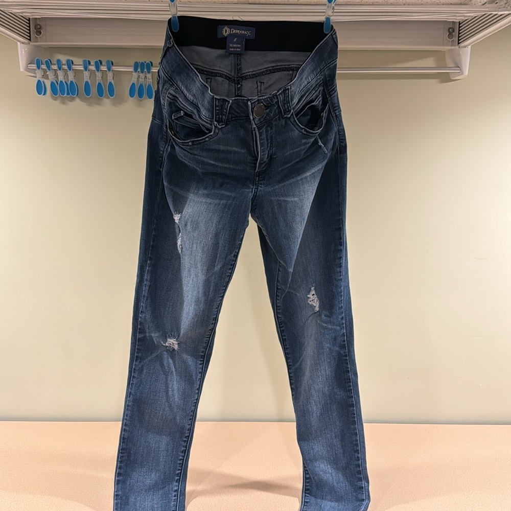 Democracy size 8 stretch denim with elastic band